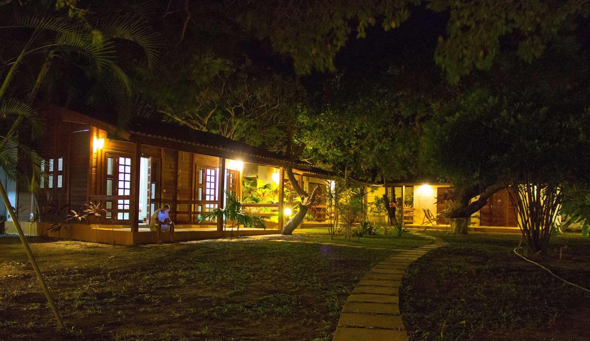 Pousada Wind Paracuru Bed & Breakfast ภายนอก รูปภาพ